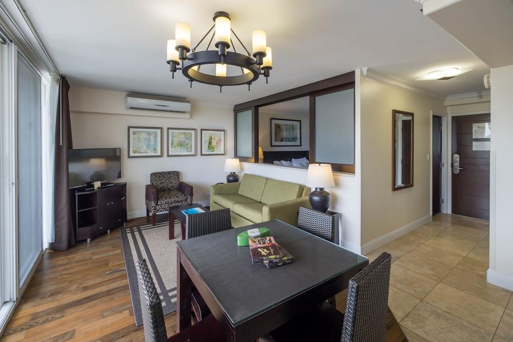 Regency on Beachwalk Waikiki by OUTRIGGER photo 73