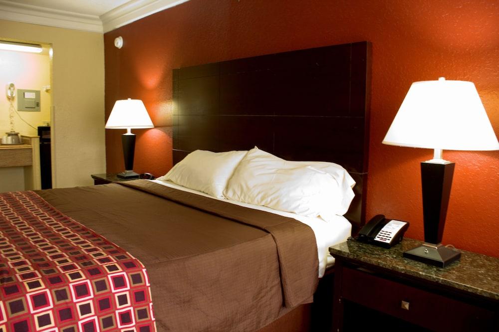 Polynesian Inn photo 12