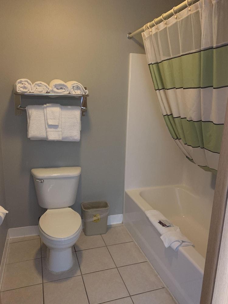 Mammoth Spring Lodge Motel photo 13