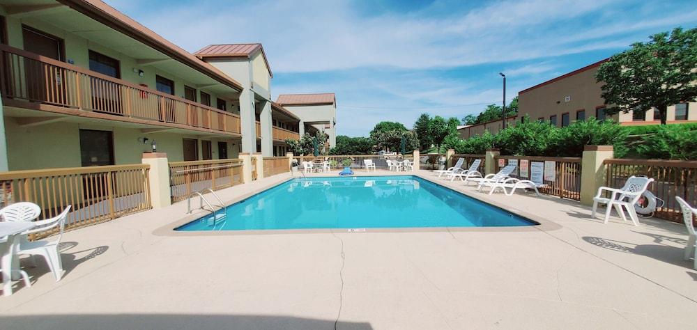 Days Inn by Wyndham Goodlettsville/Nashville photo 20