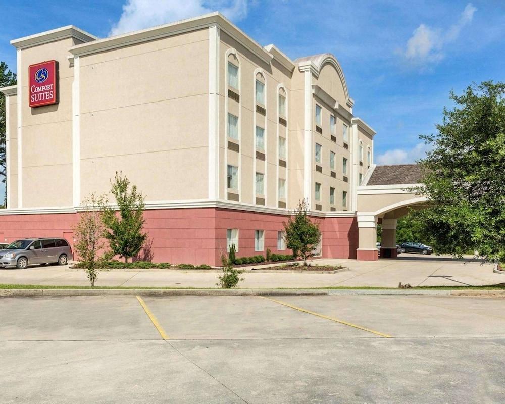 Comfort Suites Mandeville - Covington photo 1