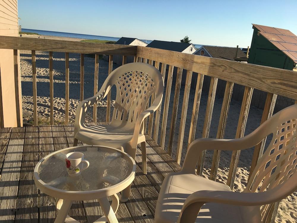 Beachfront White Sands photo 32