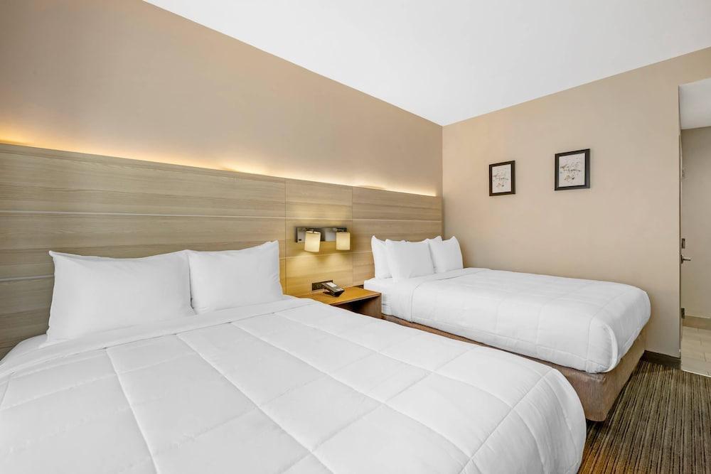 Country Inn & Suites by Radisson, Staten Island photo 34