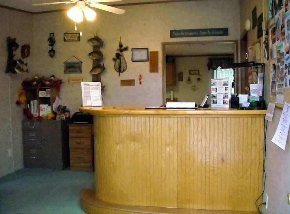 Drake Motel photo 2
