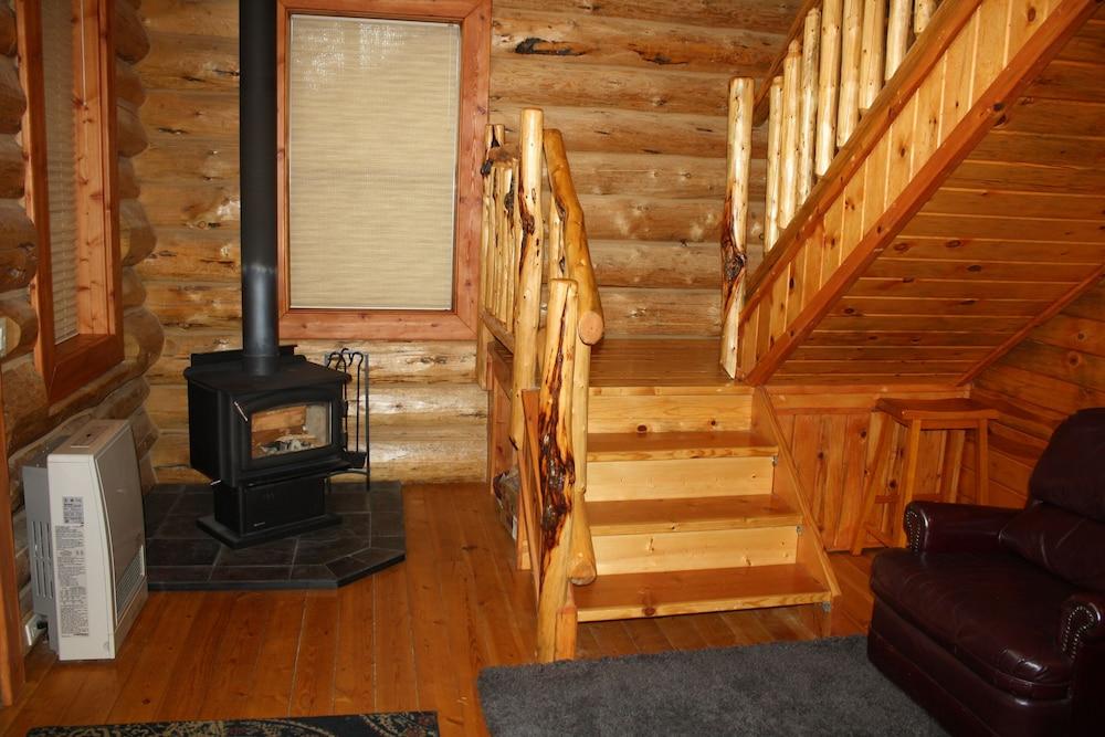 Hearthstone Elegant Lodge by the River photo 22