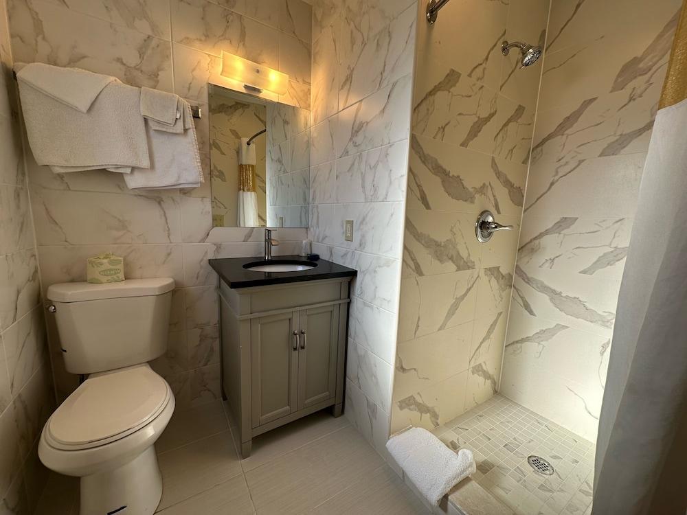 Express Inn photo 3