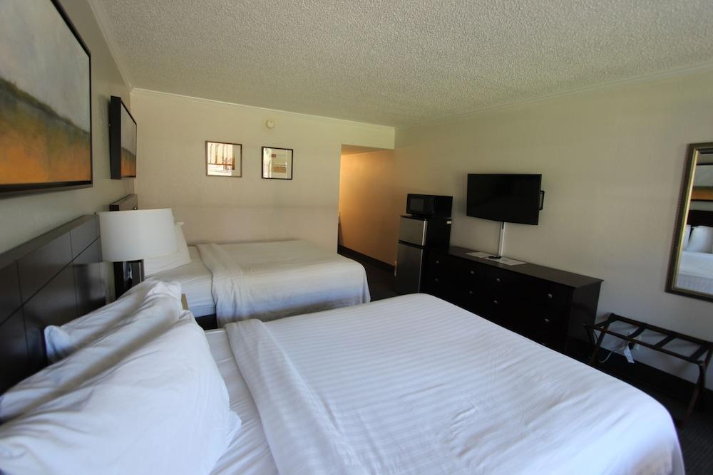 At Home Inn & Suites photo 21