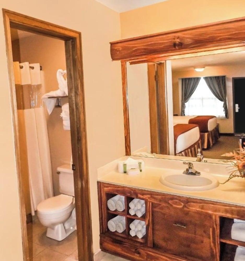 Westgate wild Bear Inn photo 5