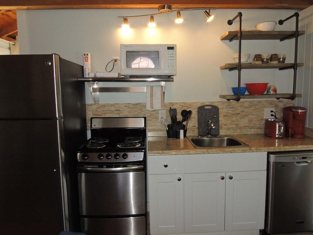 Shorelands Guest Resort and Cottages photo 56