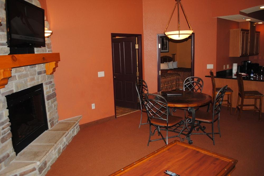 Wisconsin Dells Area Condominiums photo 17