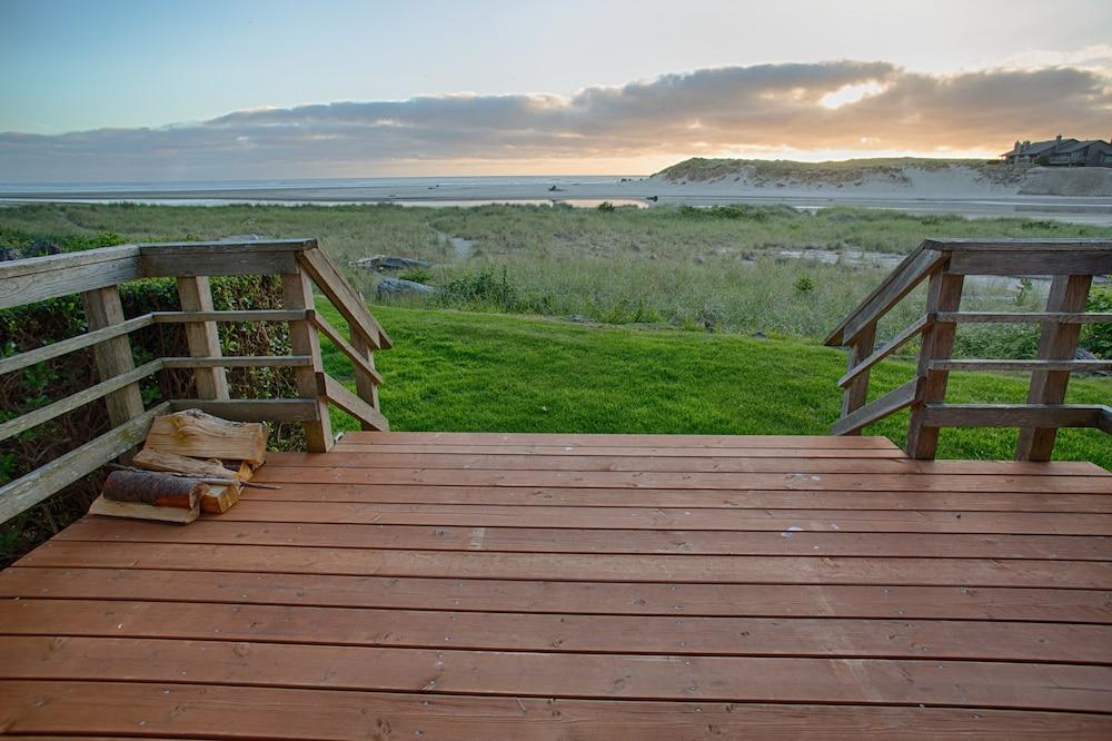 The Waves/The Argonauta Inn/The White Heron Lodge photo 3