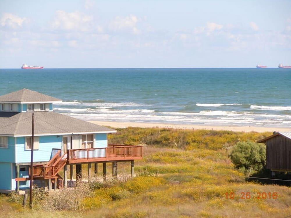 Beachgate CondoSuites and Oceanfront Resort photo 47