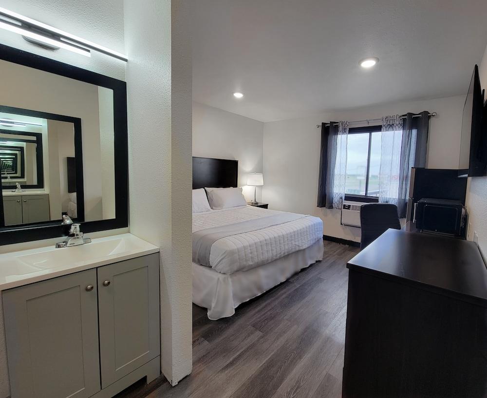 The Suite Inn photo 1