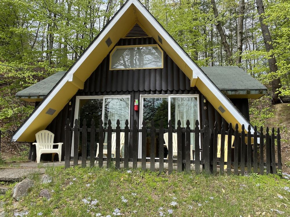 Amber Lantern Lake George Motel and Cottage Rentals photo 14