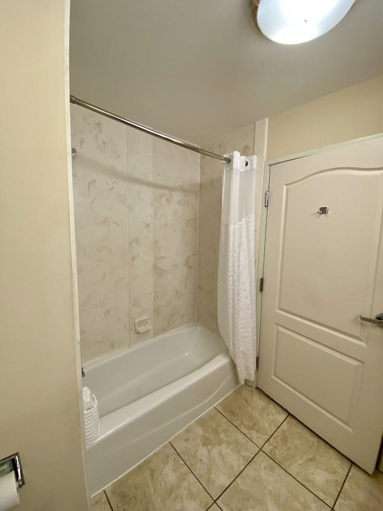 Comfort Inn & Suites Tifton photo 26