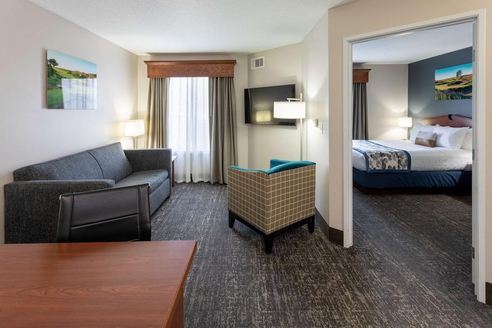 Grandstay Residential Suites Hotel - Sheboygan photo 5