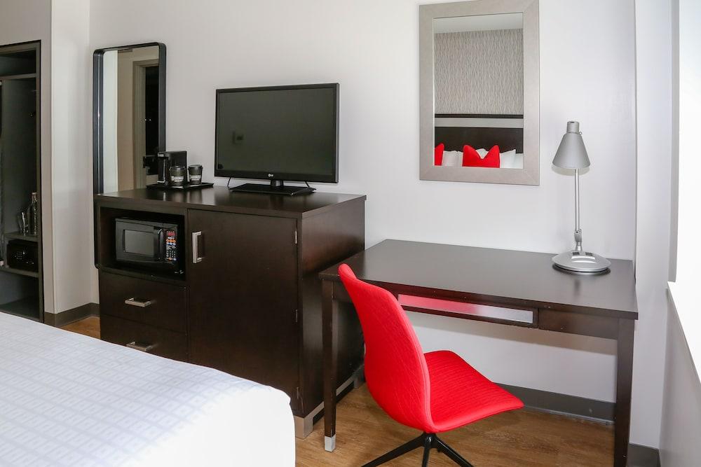 The University of Georgia Center for Continuing Education & Hotel photo 12