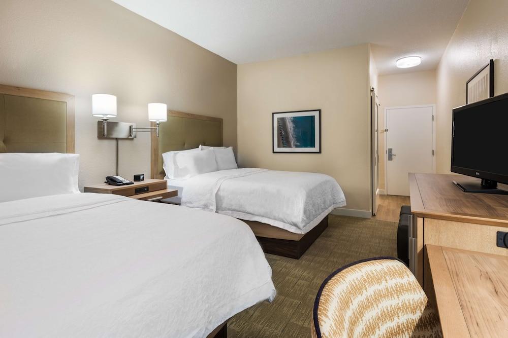 Hampton Inn Bonita Springs/Naples-North photo 25