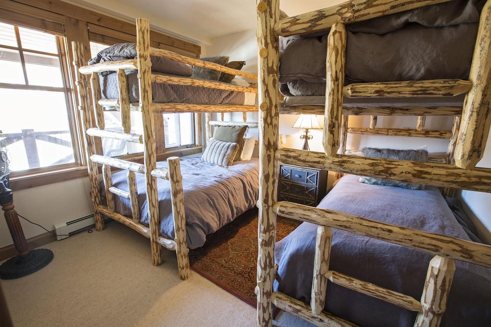 WestWall Lodge photo 34