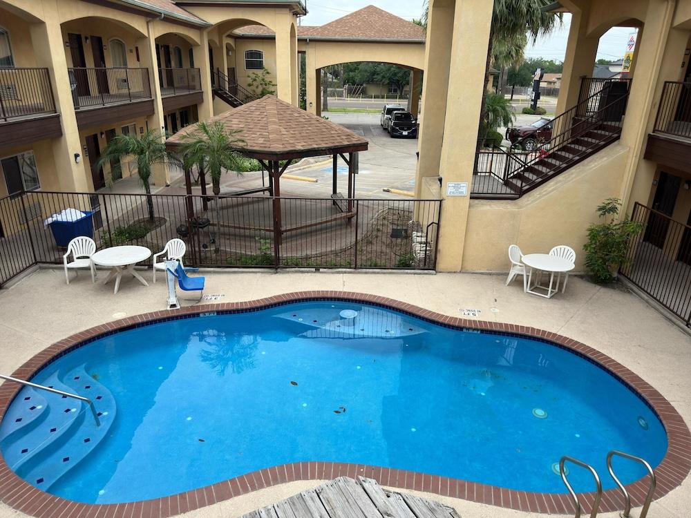 Texas Inn and Suites RGV photo 79