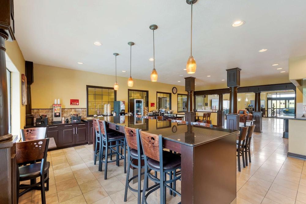 Best Western Plus DFW Airport Suites photo 31