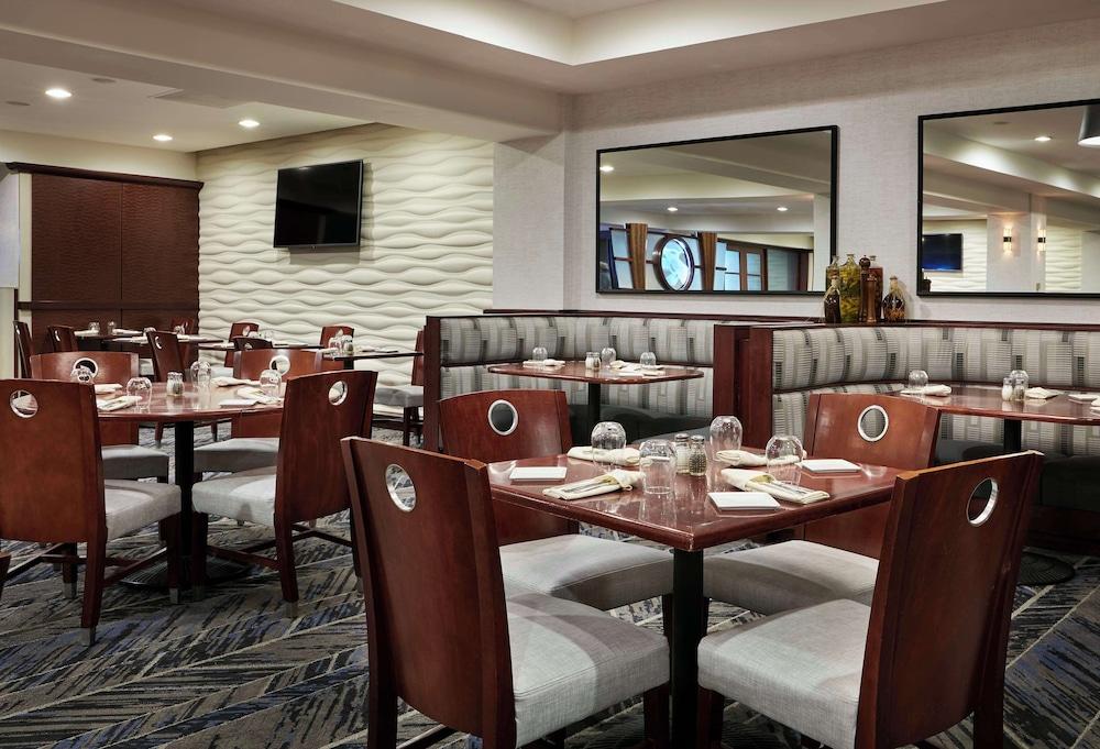 Hilton Chicago O'Hare Airport photo 78