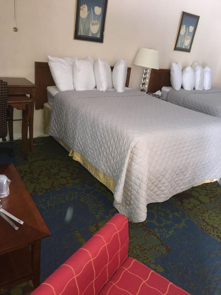 Anchor Motel photo 68