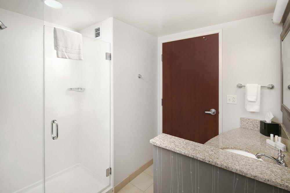 Courtyard by Marriott Indianapolis Downtown photo 48
