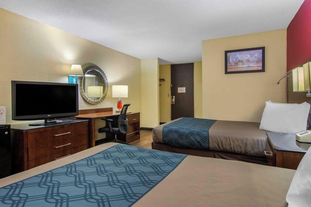 Forsyth Inn & Suites photo 4