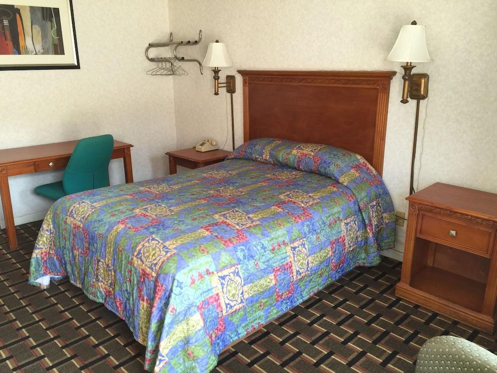 Heritage Inn photo 6