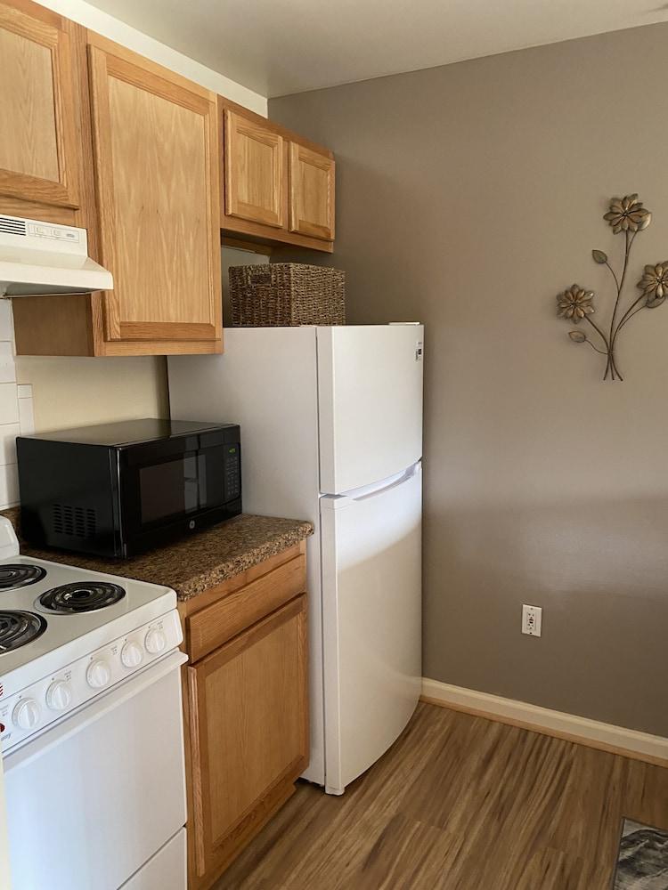 Affordable Corporate Suites - Lanford photo 34