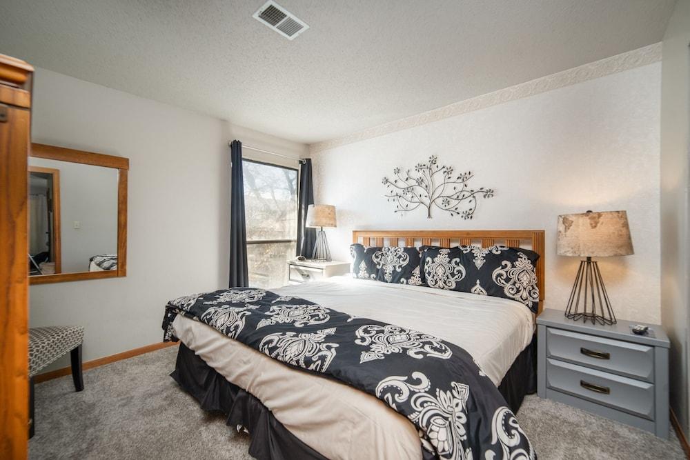 Pointe Royale Condominium Resort & Golf Course photo 47