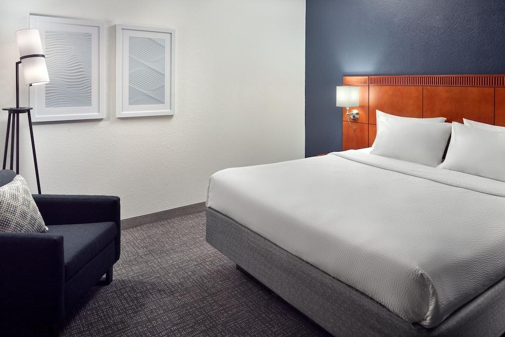 Courtyard by Marriott Tallahassee Downtown/Capitol photo 10