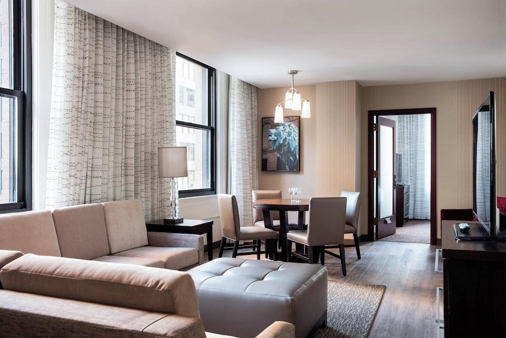 Residence Inn Chicago Downtown/Loop photo 30