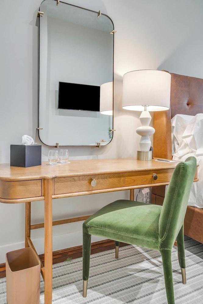 Nutt House Hotel photo 26