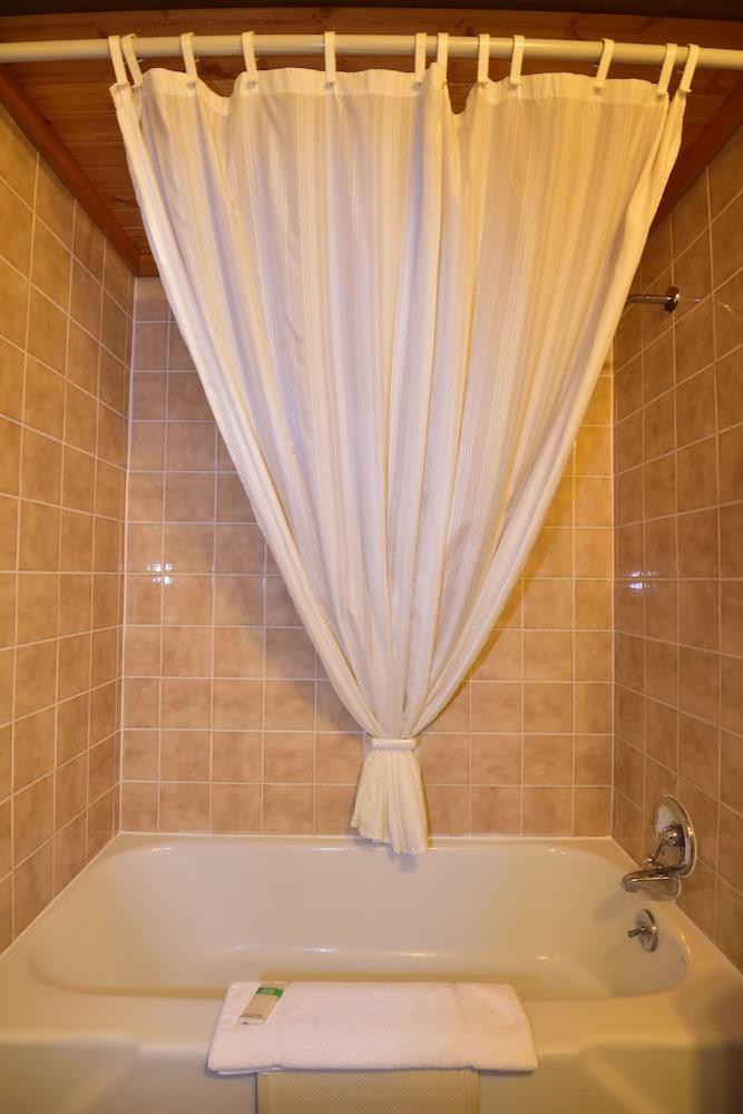 Sequim West Inn photo 2