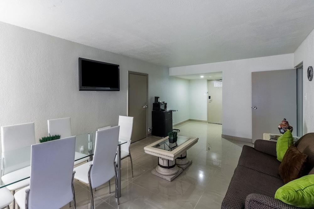Clarion Inn near McAllen Airport photo 39
