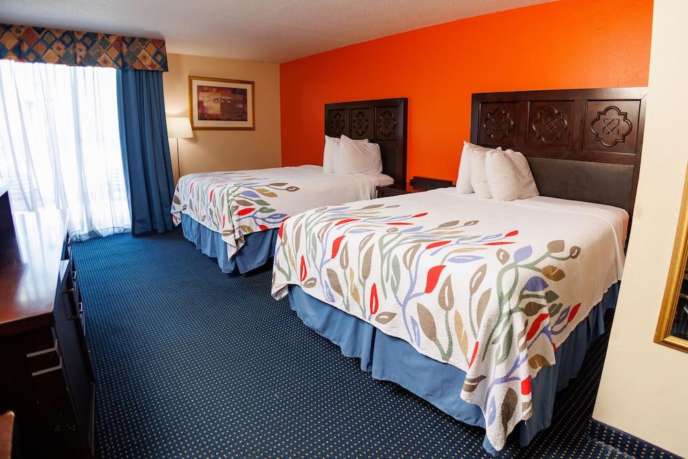 Garnet Inn & Suites, Orlando photo 41