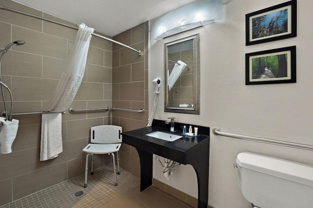 Comfort Inn & Suites Santee photo 11