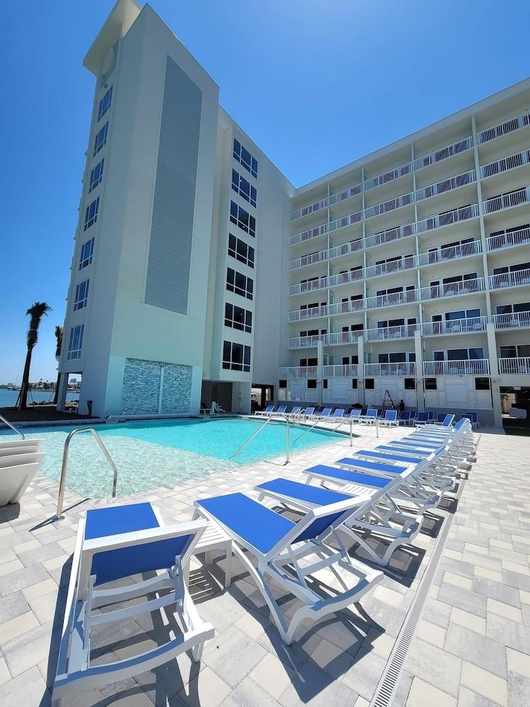 ChartHouse Clearwater Beach Marina Hotel photo 22