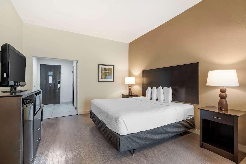 Best Western Suites photo 18