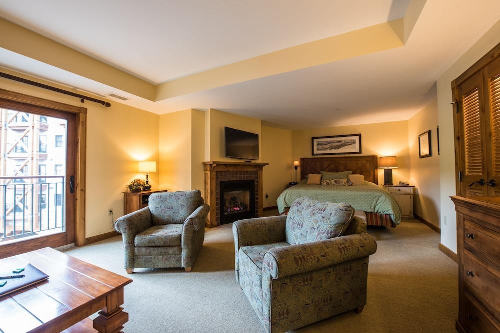 The Lodge at Mountaineer Square, A Vail Resorts Property photo 50