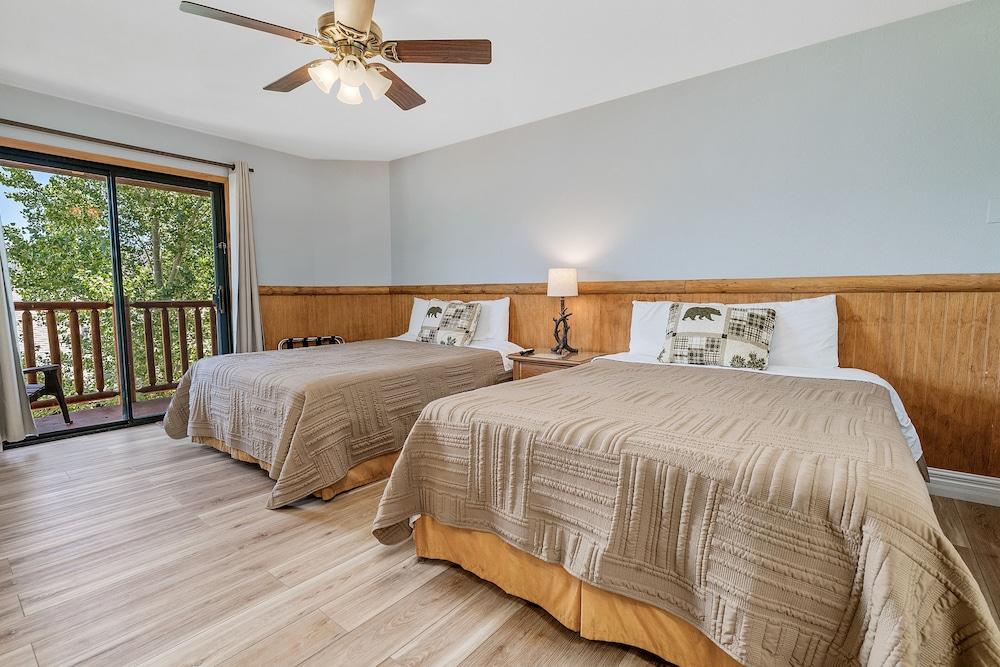 Big Bear Lakefront Lodge photo 14