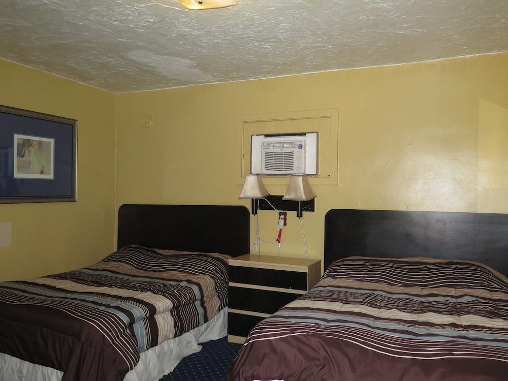 Pillow Talk Motel photo 21