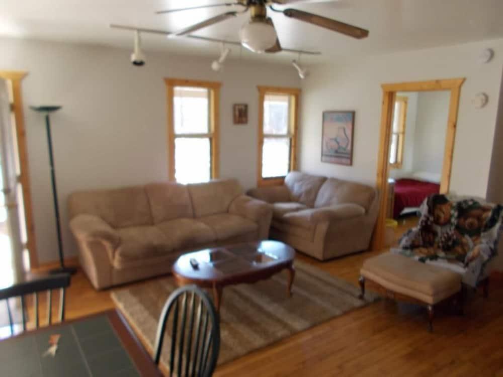 D's Base Camp photo 4