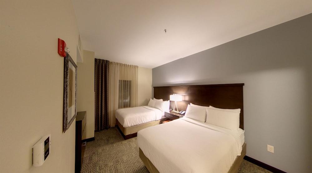 Staybridge Suites Ann Arbor- Univ of Michigan by IHG photo 8