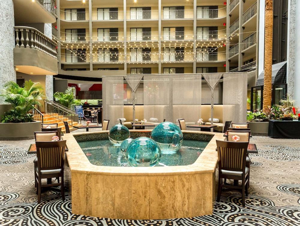 DoubleTree Suites by Hilton Hotel McAllen photo 42
