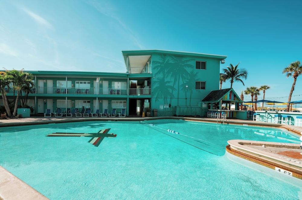 Thunderbird Beach Resort photo 53