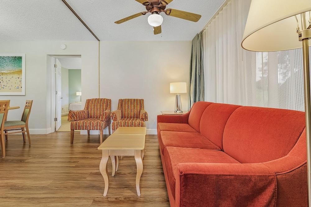 Lehigh Resort Club photo 13