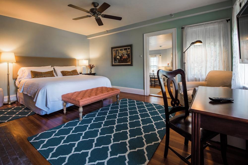 York Harbor Inn photo 17
